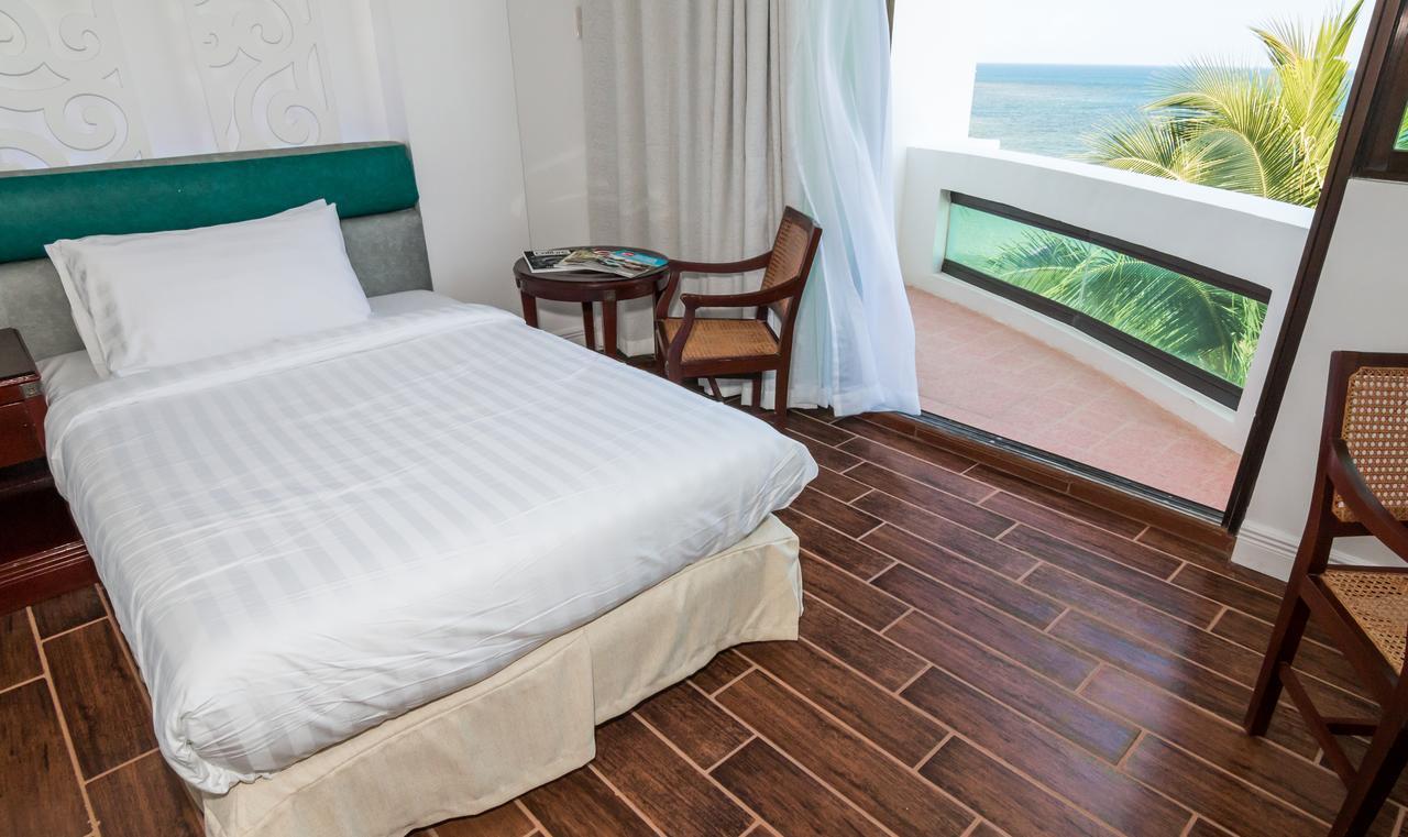 Отель Vitalis White Sands Santiago  Номер фото